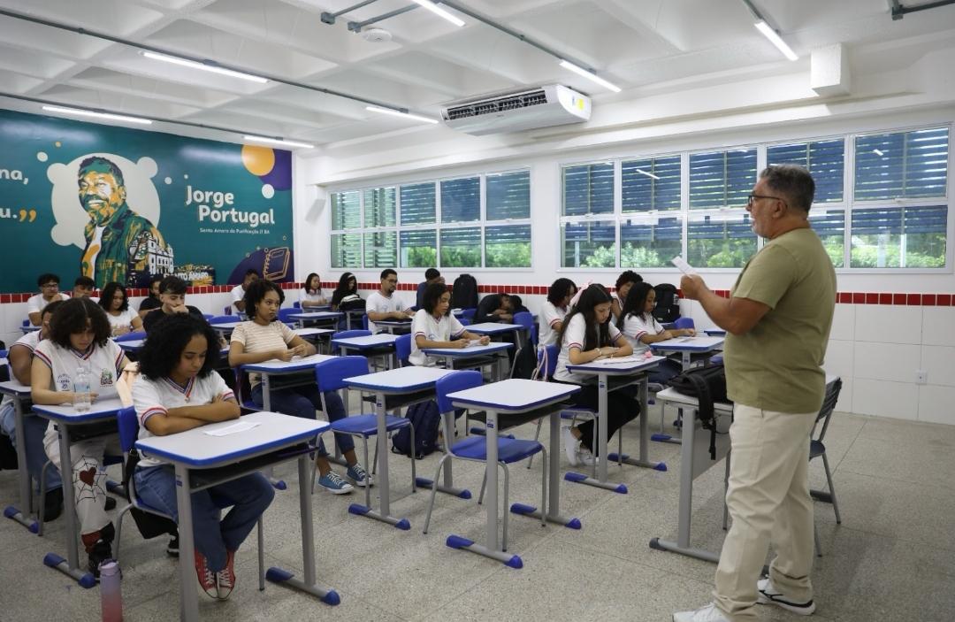 SEC abre inscrições para seleções de quase três mil profissionais de Educação na Bahia