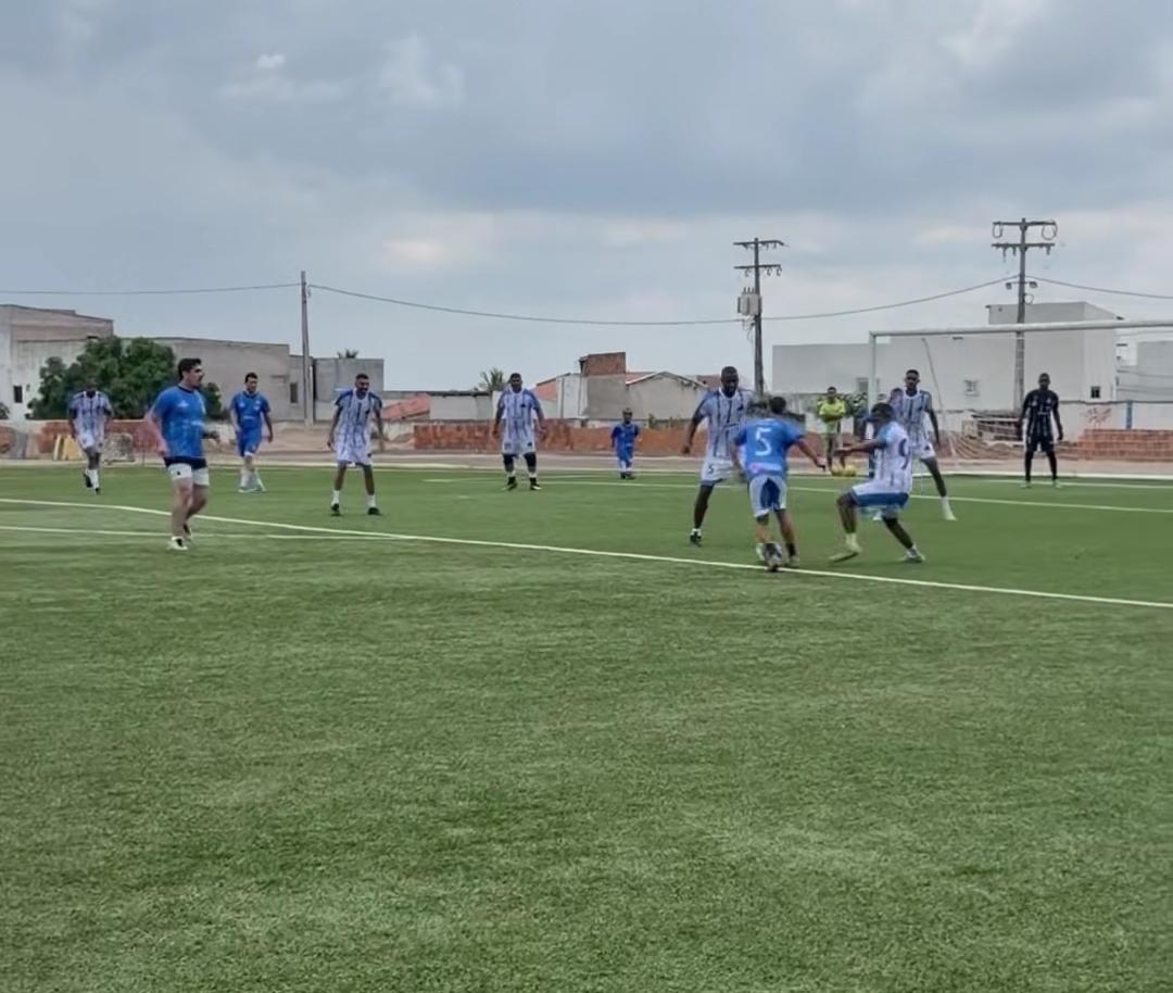 Solidariedade marca jogo beneficente com craques do esporte, música e política em Serrinha