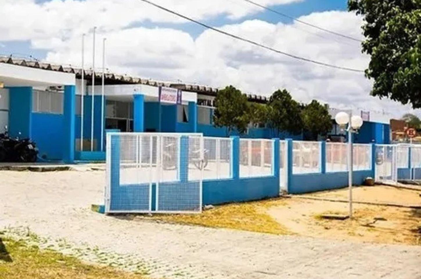 Homem é esfaqueado após desentendimento em estabelecimento na zona rural de Serrinha