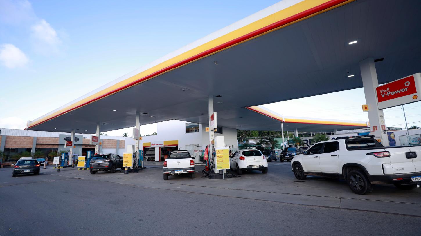 Bahia dividirá conta do diesel com Governo Federal e promete frear alta dos preços