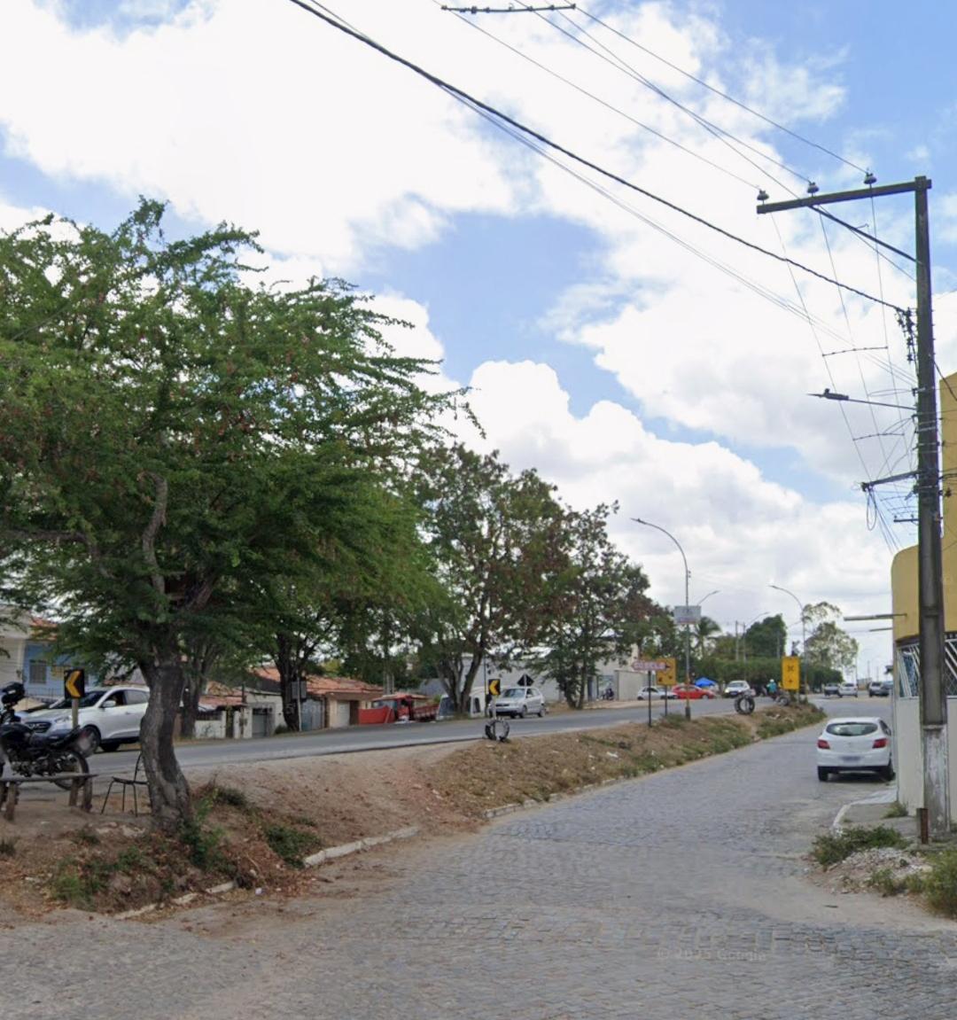 Motocicleta com restrição judicial é apreendida pela Polícia em Serrinha; Condutor estava sem CNH