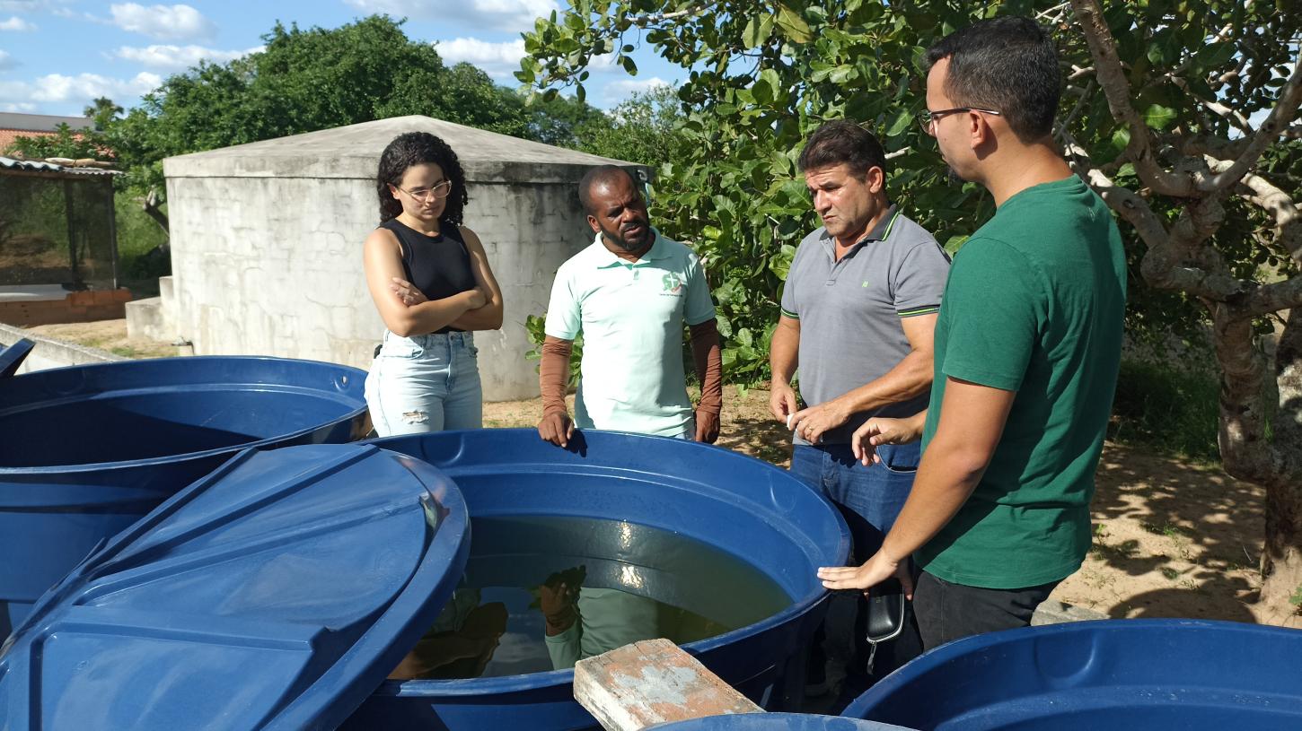 Serrinha recebe primeiro lote de alevinos e reforça projeto de piscicultura com foco em produção e alimentação escolar