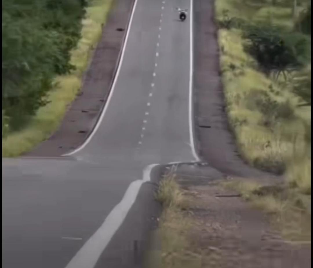 BR-116 Norte: ondulação na pista surpreende condutores e aumenta risco de acidentes