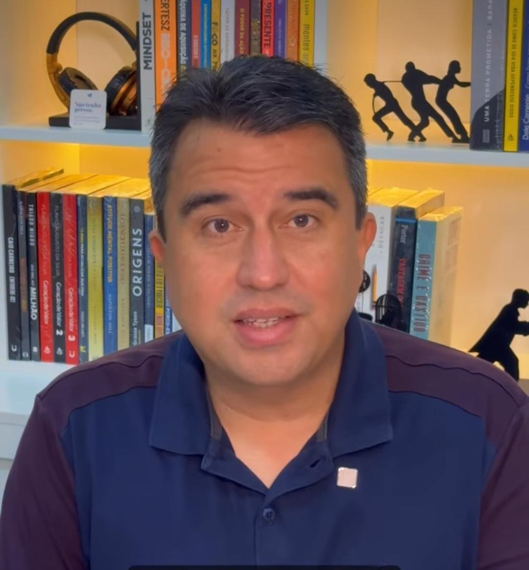 Ex-prefeito Adriano Lima se pronuncia sobre operação da Polícia Federal em Serrinha