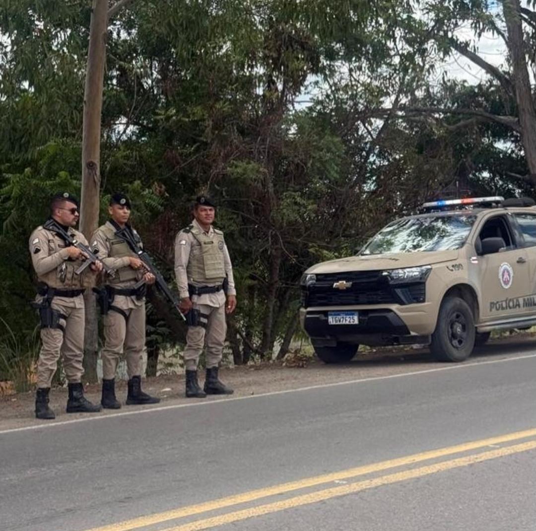 Suspeito de homicídios troca tiros com a PM e foge após perseguição em Araci
