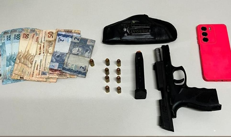 Homem é preso com pistola calibre .40 durante ação da PM no centro de Santaluz