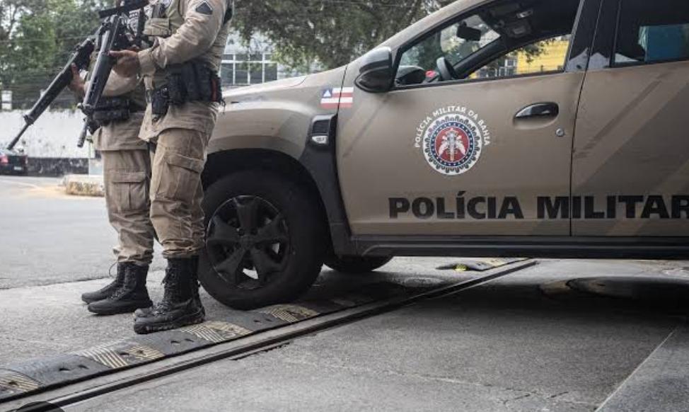 Homem é conduzido à delegacia após motocicleta com sinais de adulteração ser interceptada em Serrinha