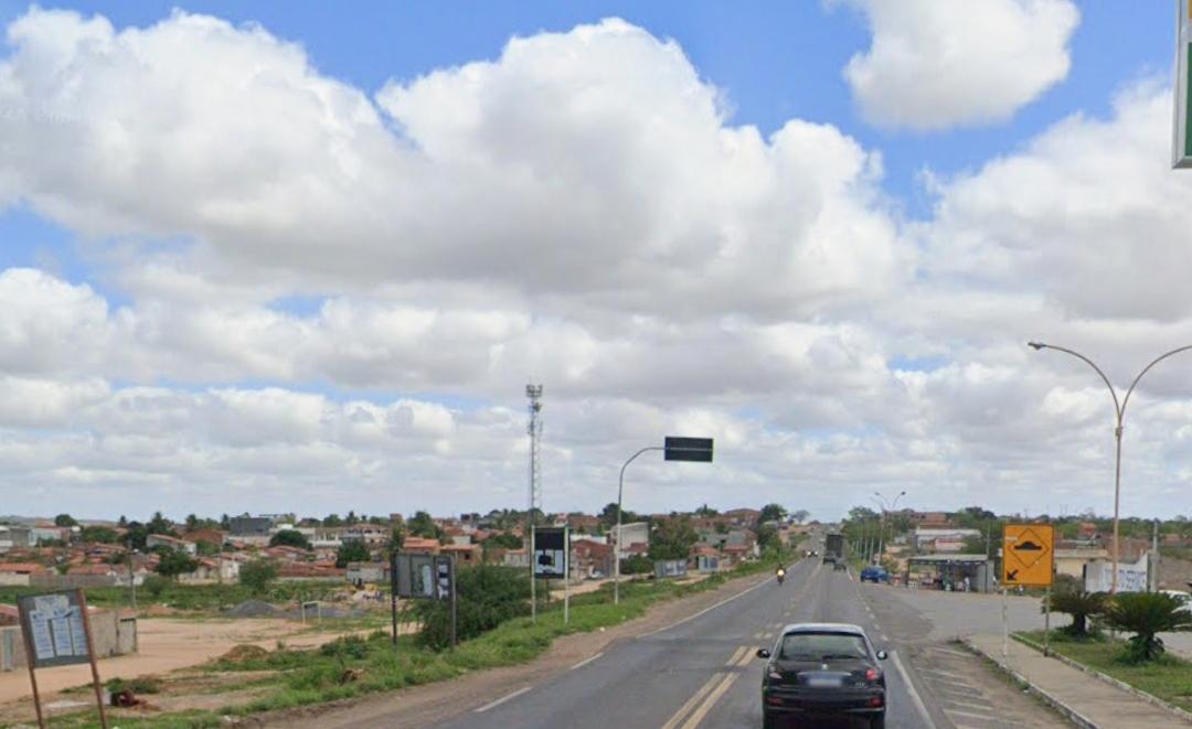 Idoso morre em colisão frontal entre carro e caminhão na BR-116 Norte