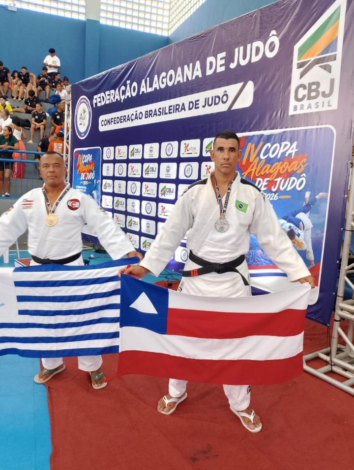Serrinha sobe ao pódio do Campeonato Brasileiro de Judô com ouro e prata
