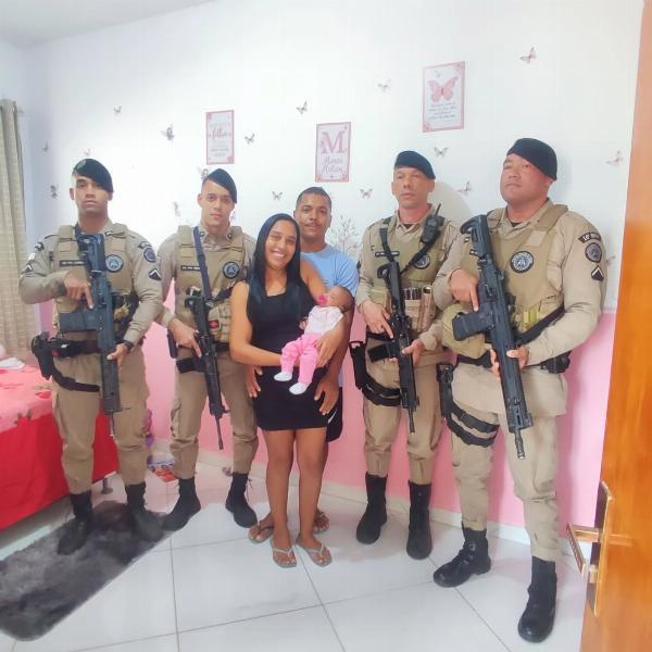 Comandante-geral da PM parabeniza policiais que salvaram recém-nascida em Serrinha: 