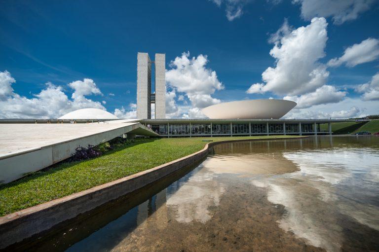 Número de candidatos a deputado federal diminui nas eleições de 2026; Bahia também registra queda