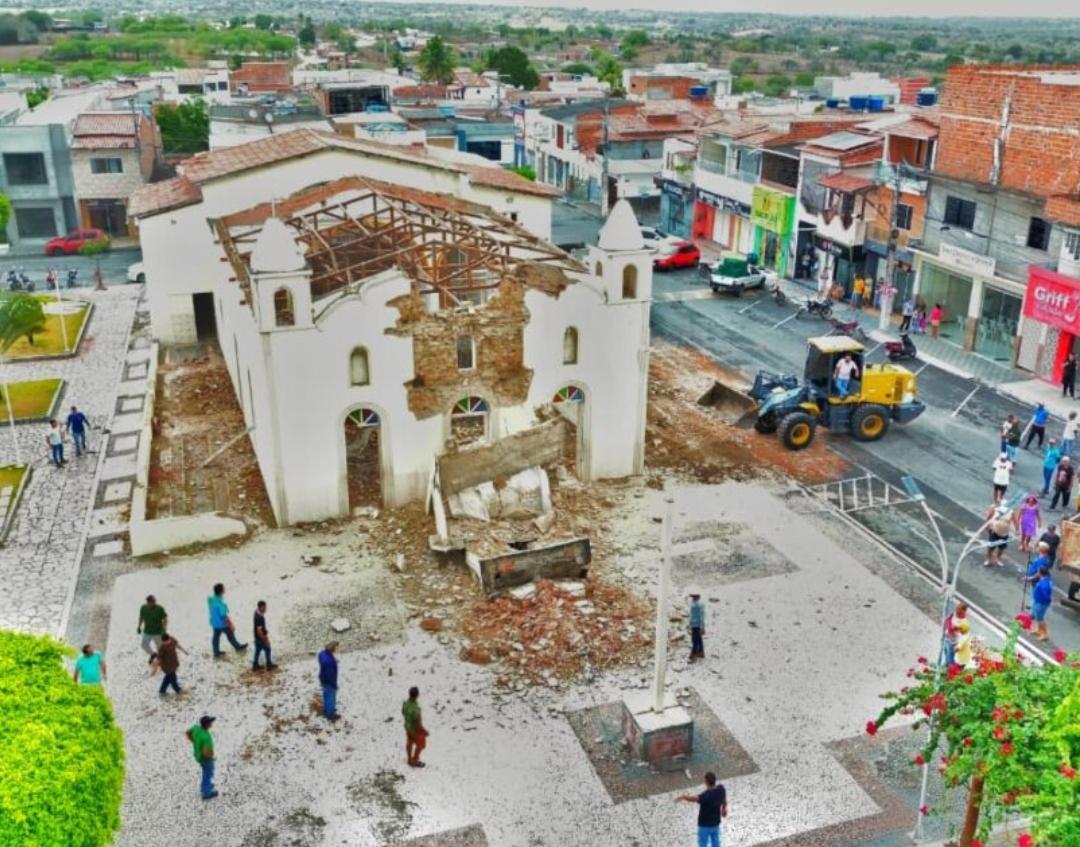 Confira imagens de como ficará a nova Igreja Matriz de Retirolândia