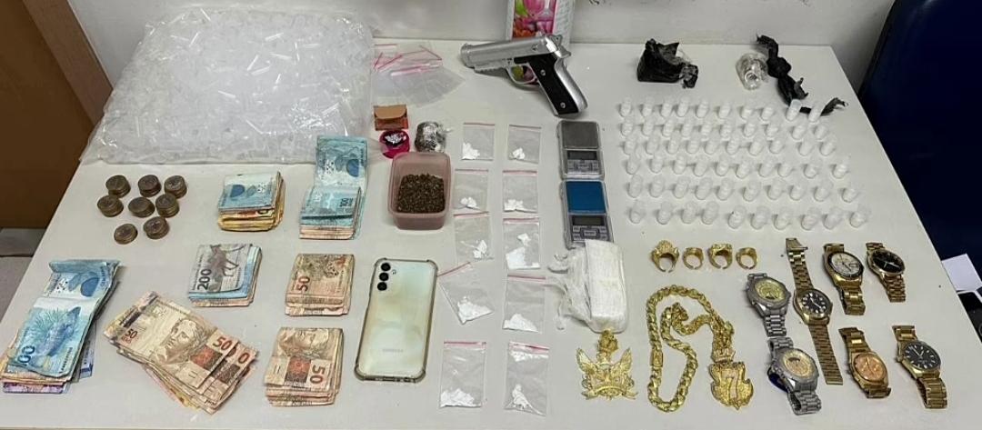 Operação Retração apreende drogas e prende condenado por homicídio em Serrinha