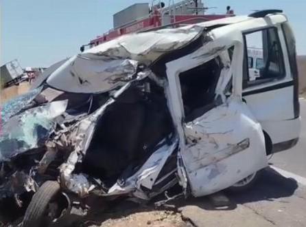 Idoso morre após colisão entre caminhão e carro na BR-116 Norte