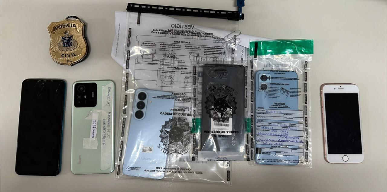 Operação Rastreio, deflagrada em Serrinha e em outros municípios, recupera 22 celulares e 21 aparelhos são restituídos pela Polícia Civil