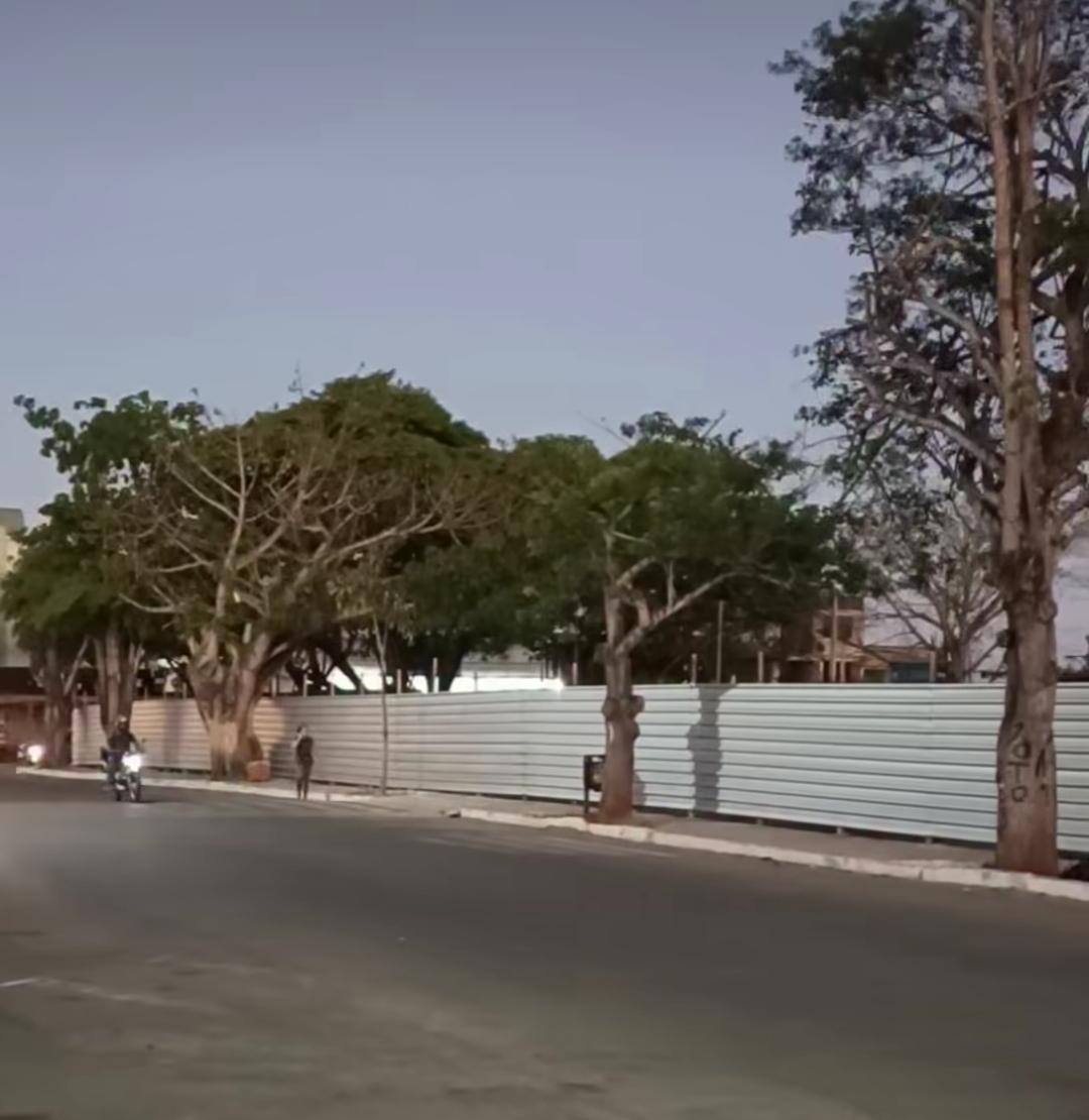 Prefeitura de Serrinha concede licença ambiental para obras e revitalização da Praça Morena Bela